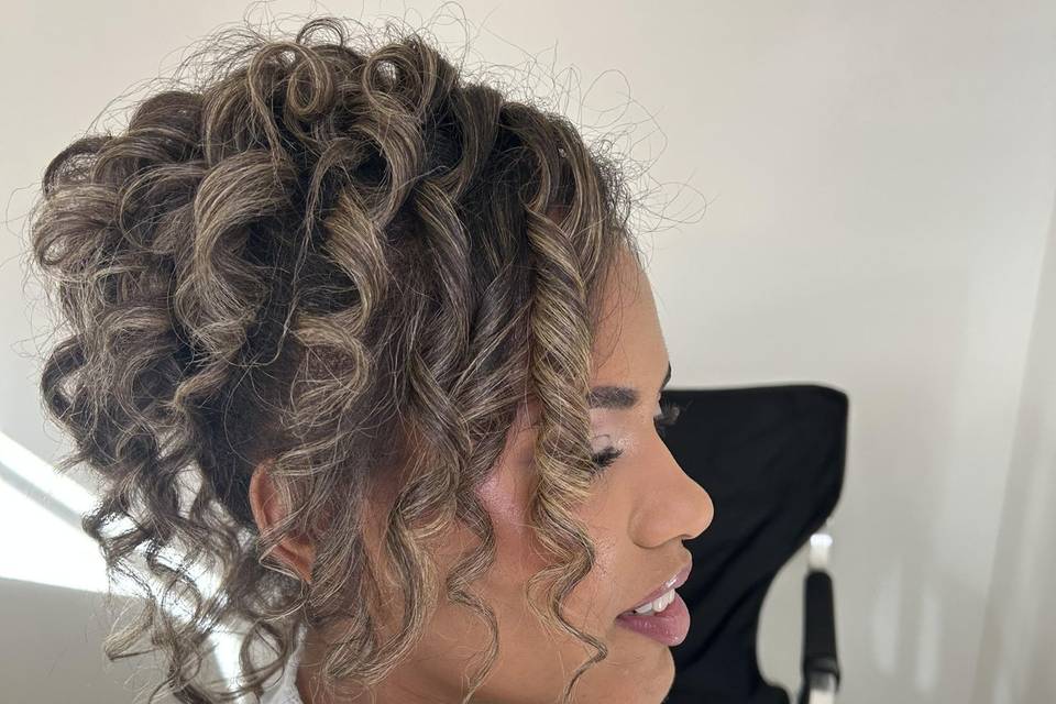 Bridal hair and makeup