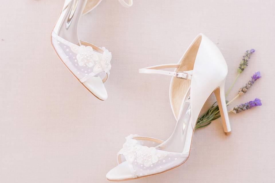 Bridal Details Flat Lay
