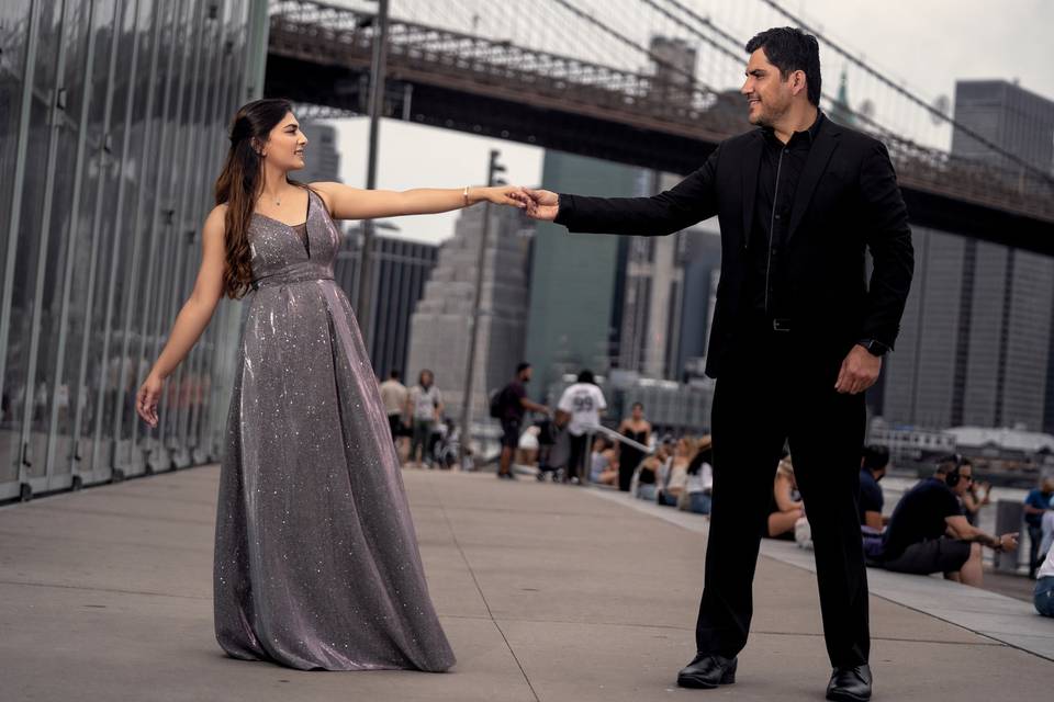 Brooklyn Bridge engagement