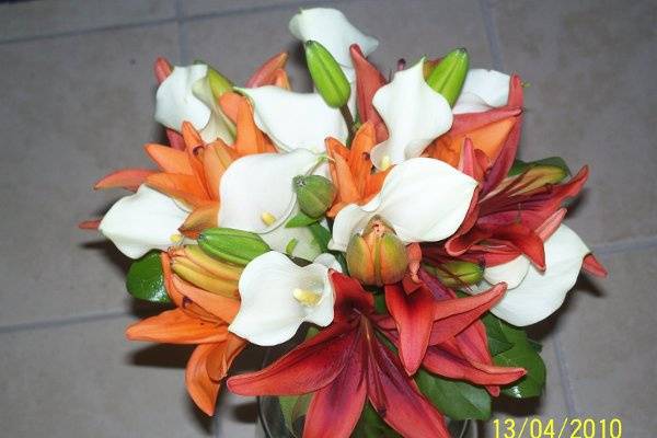 hand tied bouquet of lilies