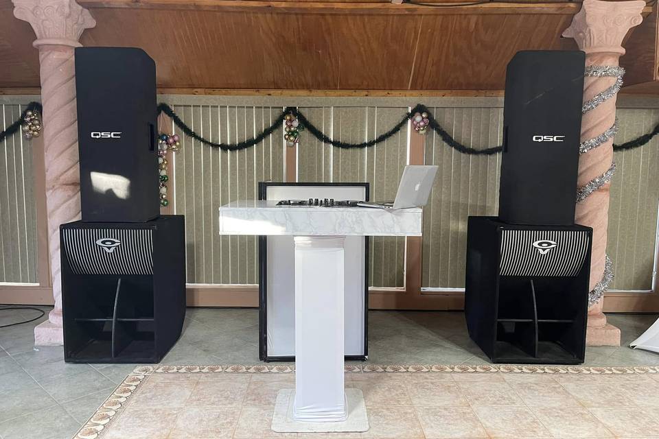DJ Set up