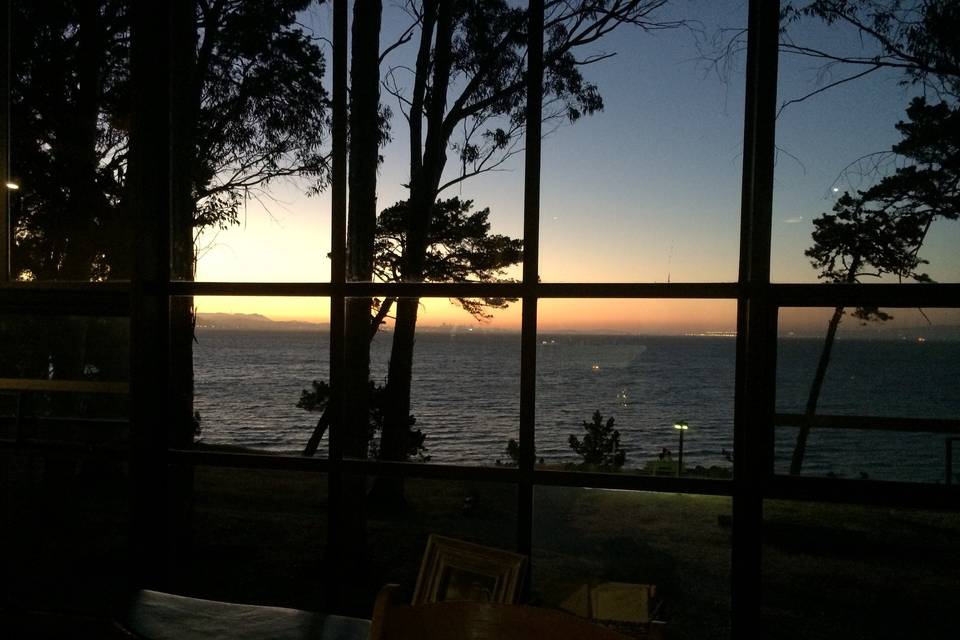 Sunset over the bay at CuriOdyssey