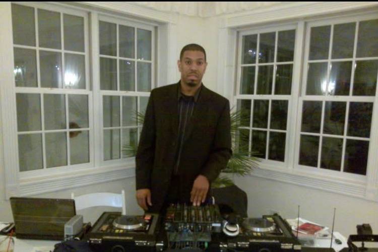 Dj Brey