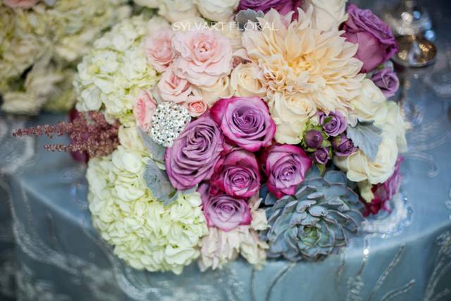 www.SylvartFloralDesigns.com