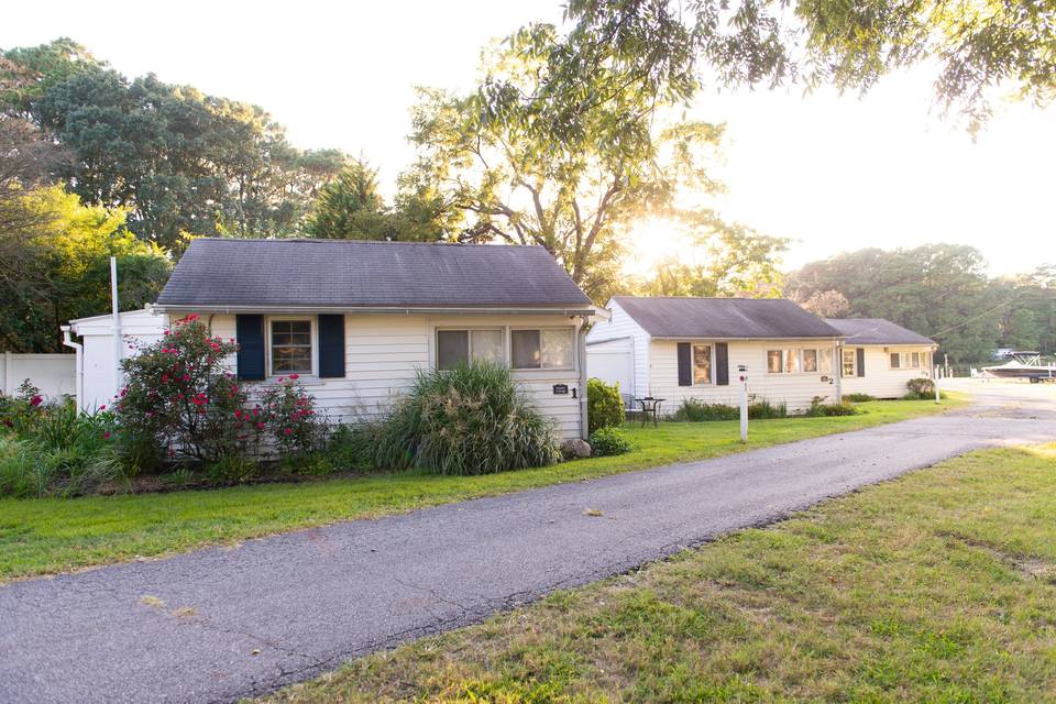Charming cottage stays