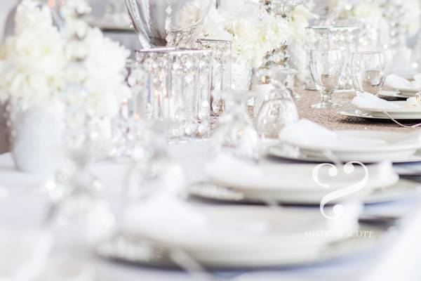 Ceremony white flowers