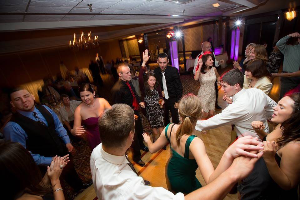 Wedding party dance