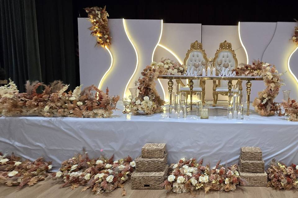 Alluring