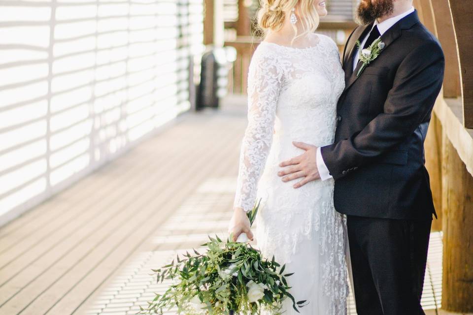 Long-sleeved gown - Cassaundra Cherney Photography