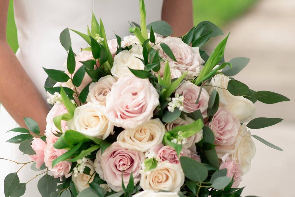 Bride & Bridesmaids Bouquets