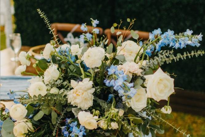 Sweetheart Table Arrangement