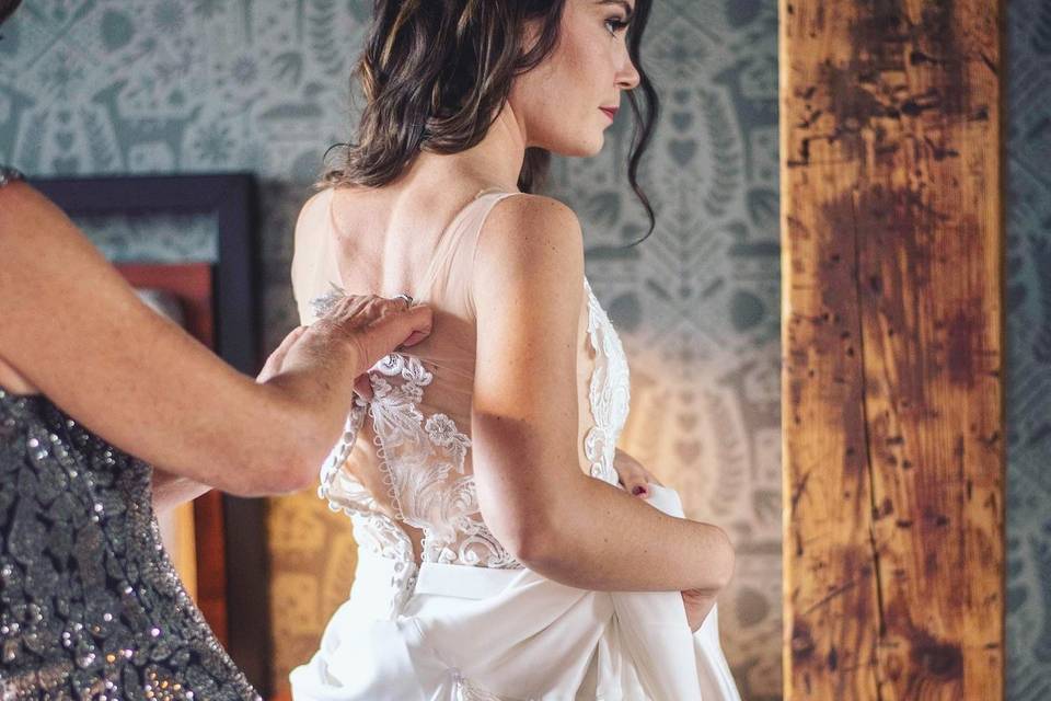 Getting ready (Chelsea Reeck Photography)