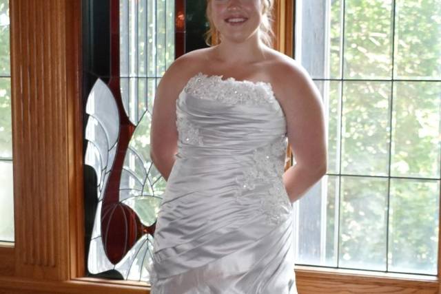 Plus Size Wedding Dress Rental