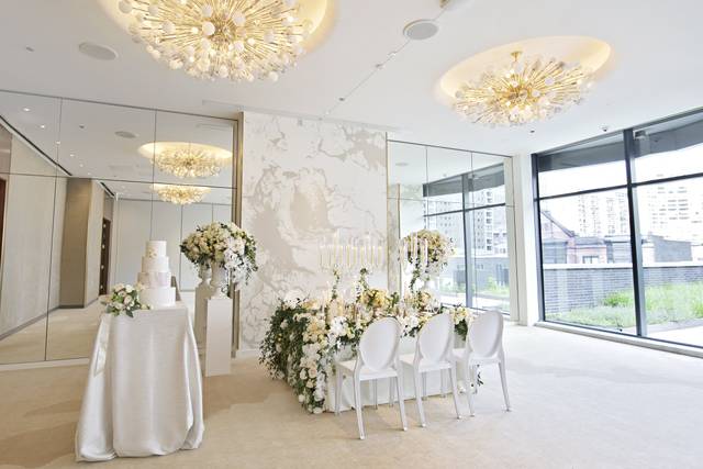 Micro - Wedding Cedar Ballroom