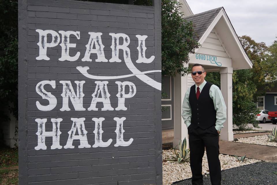 Pearl Snap Hall