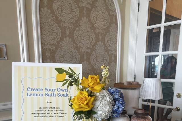 Bridal Shower - Flowers bar