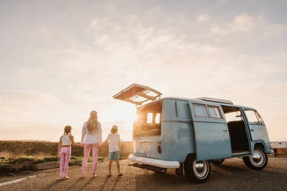 Funky Bus - 1968 VW Bus Rental