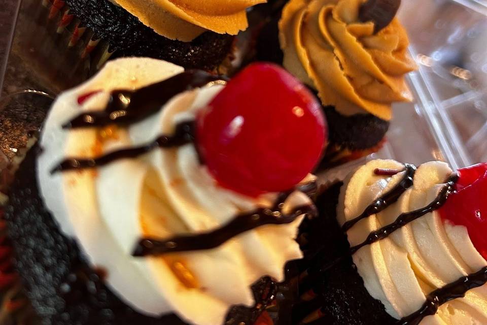 Little Bears Cupcakery