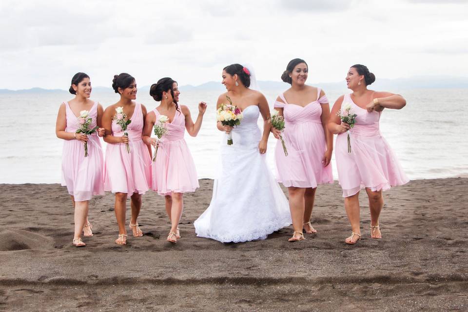 Bridesmades at DoubleTree Resort by Hilton Central Pacific, Puntarenas, Costa Rica