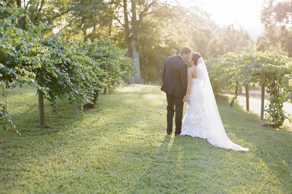 Victoria Belle Mansion and Vintage White Barn