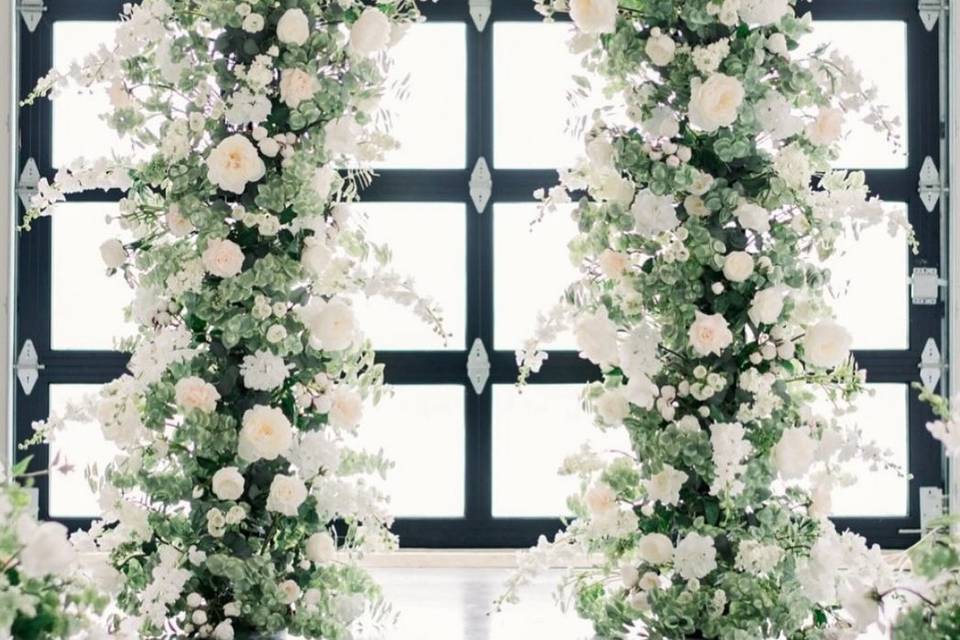 Lily Ever After: Floral Arch Rentals