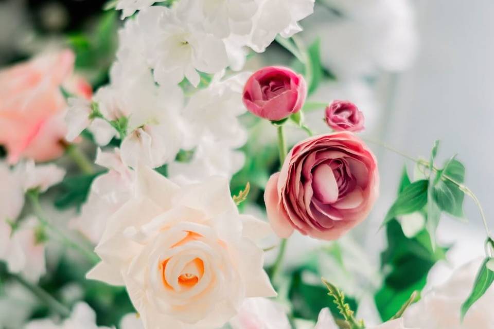 Lily Ever After: Floral Arch Rentals