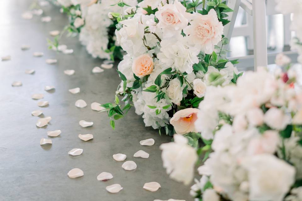 Lily Ever After: Floral Arch Rentals