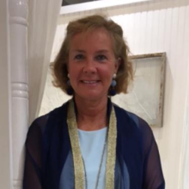 Carolyn Hills