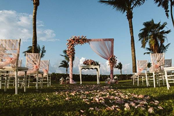 Pink square arch