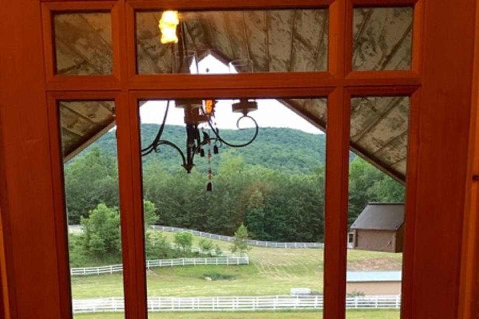 Main lodge area - upper level - seating area