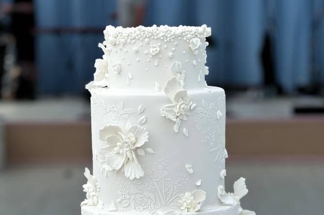 Peonies & Pearls Wedding CAke