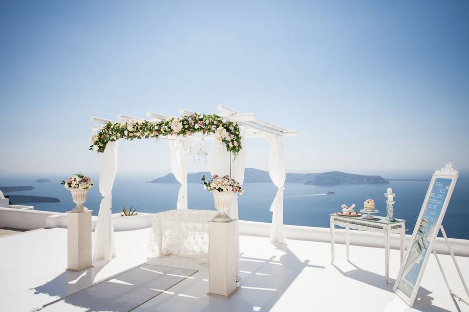 Wedding in Santorini