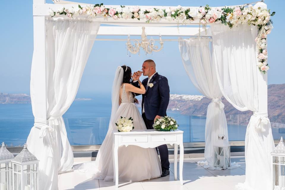 Wedding in Santorini