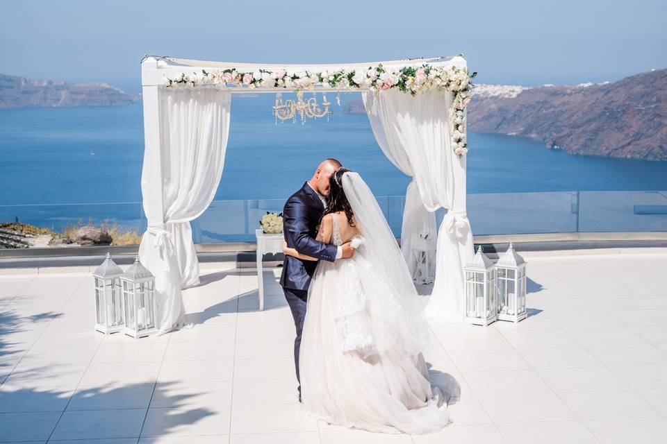 Wedding in Santorini
