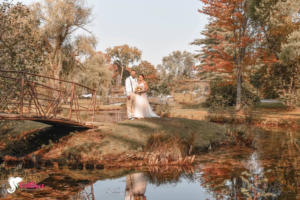 Fall wedding in Glens Falls