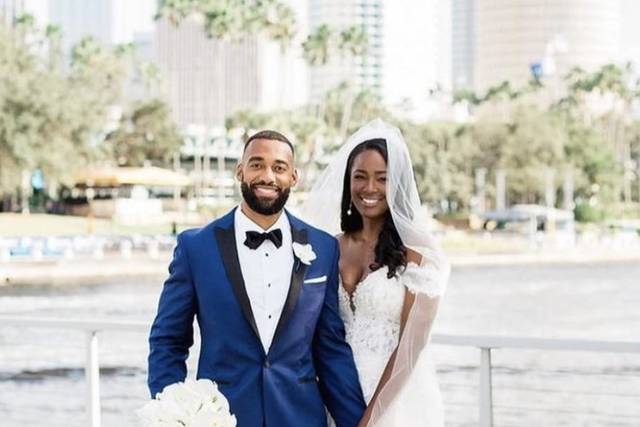 Bride & Groom River Walk Tampa
