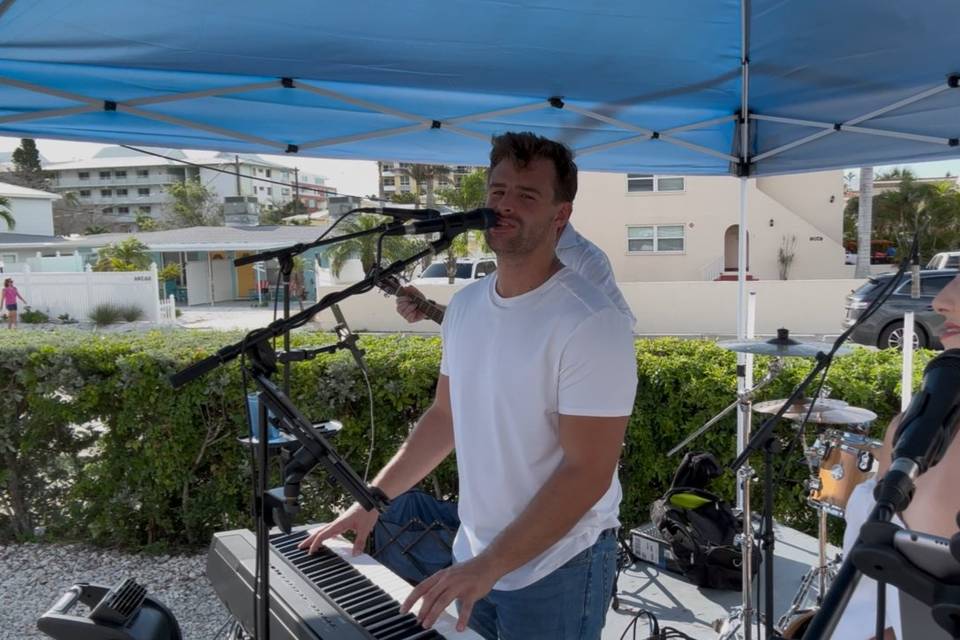 C&E LIVE MUSIC BAND