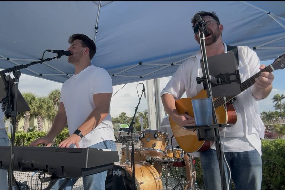 C&E LIVE MUSIC BAND