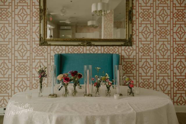 Sweetheart Table