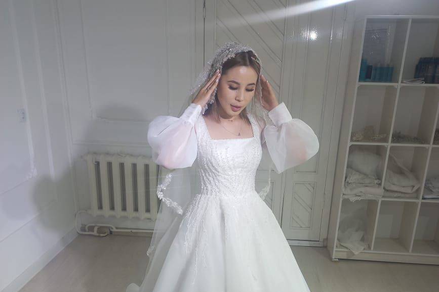Bridal seamstress