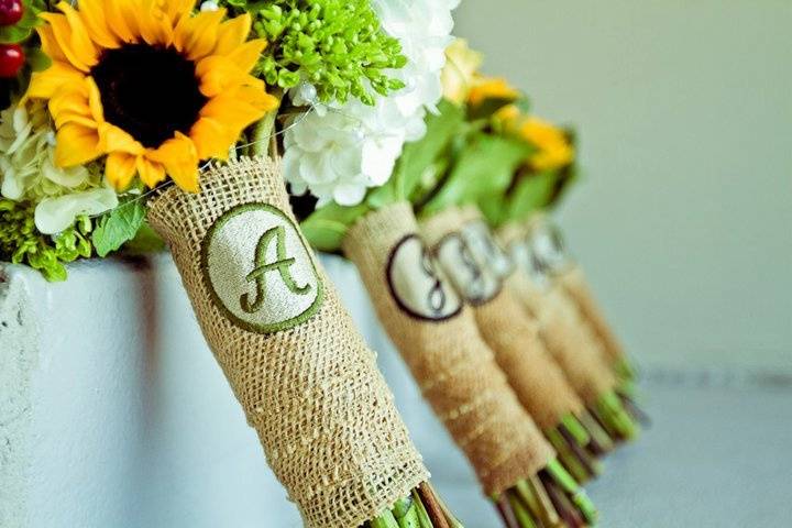 Custom bouquet holders