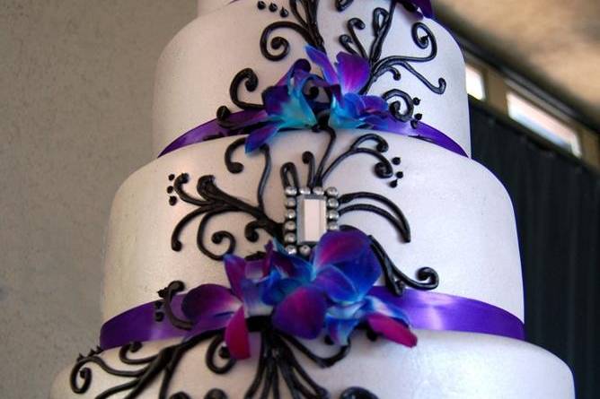 The Crafty Cakery - Wedding Cake - Cumming, GA - WeddingWire