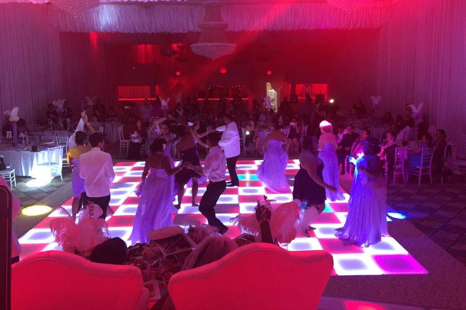 So. Cal Professional Mobile DJ / VJ Service
