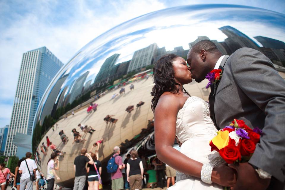 Skygate the bean kiss
