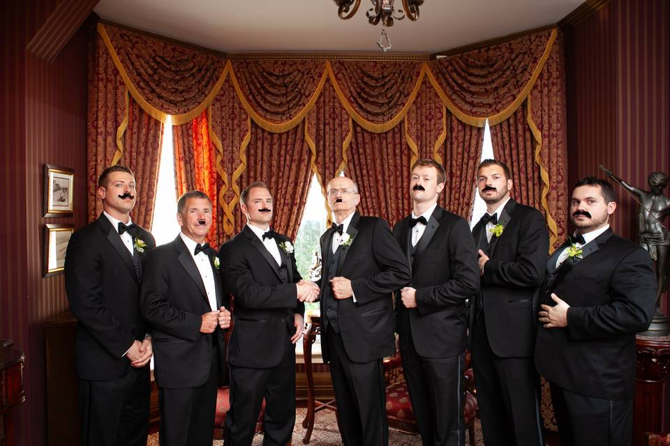 Groomsmen being silly