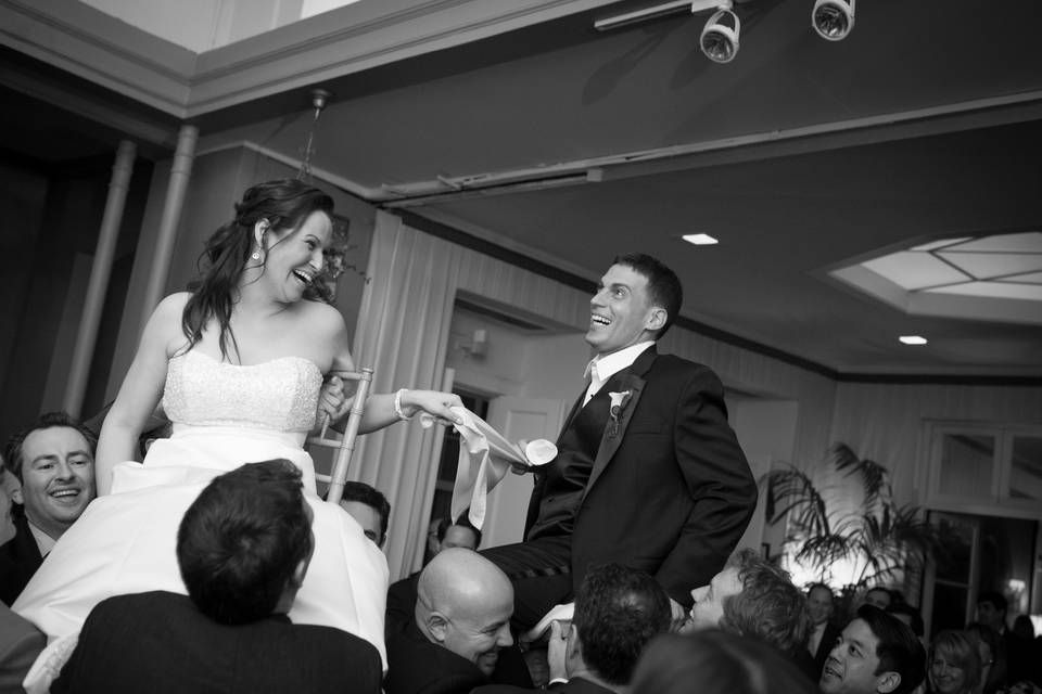 In the hora moment