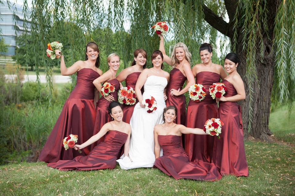 Cantigny bridesmaids