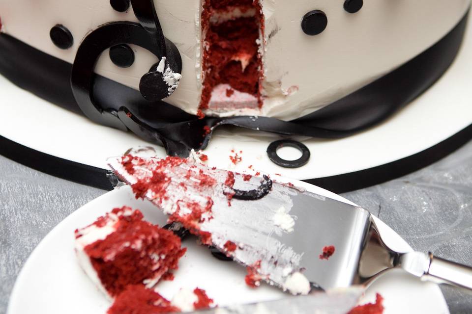 Cut the cake