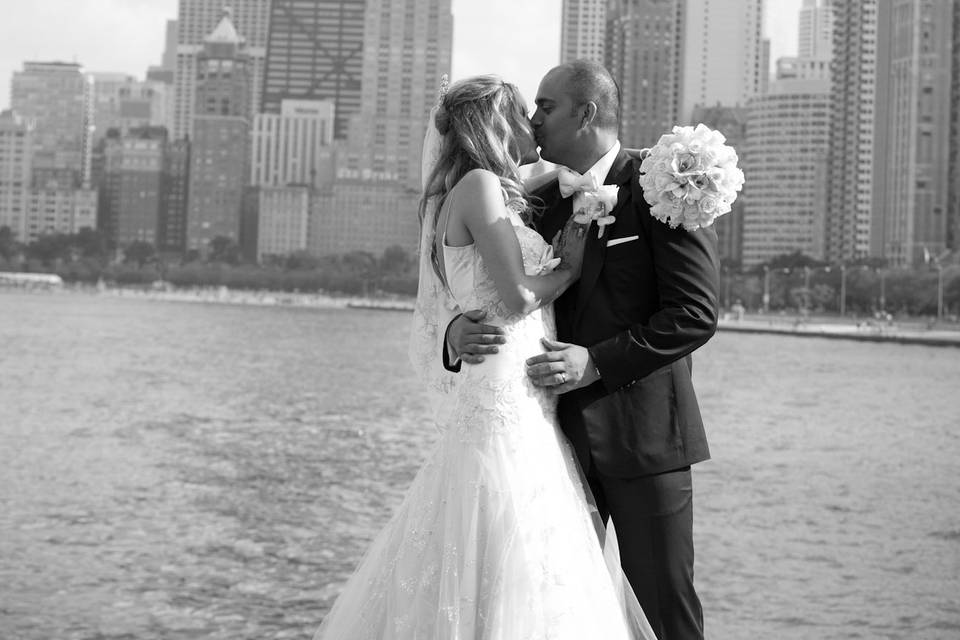 Kiss at North Avenue Beach