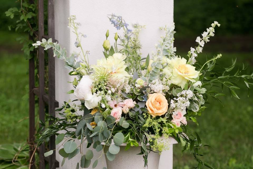 Altar arrangement